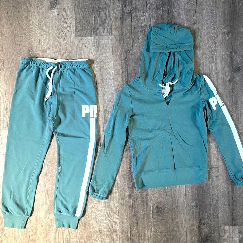 Victoria’s Secret PINK sweatsuit